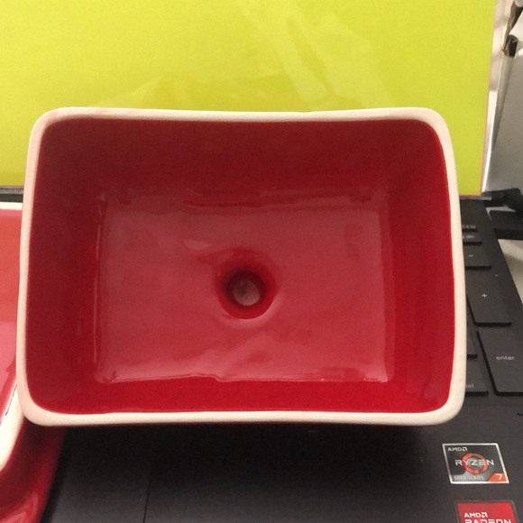 City to cottage Red & white Polka Dotted Dish - Picture 6 of 9